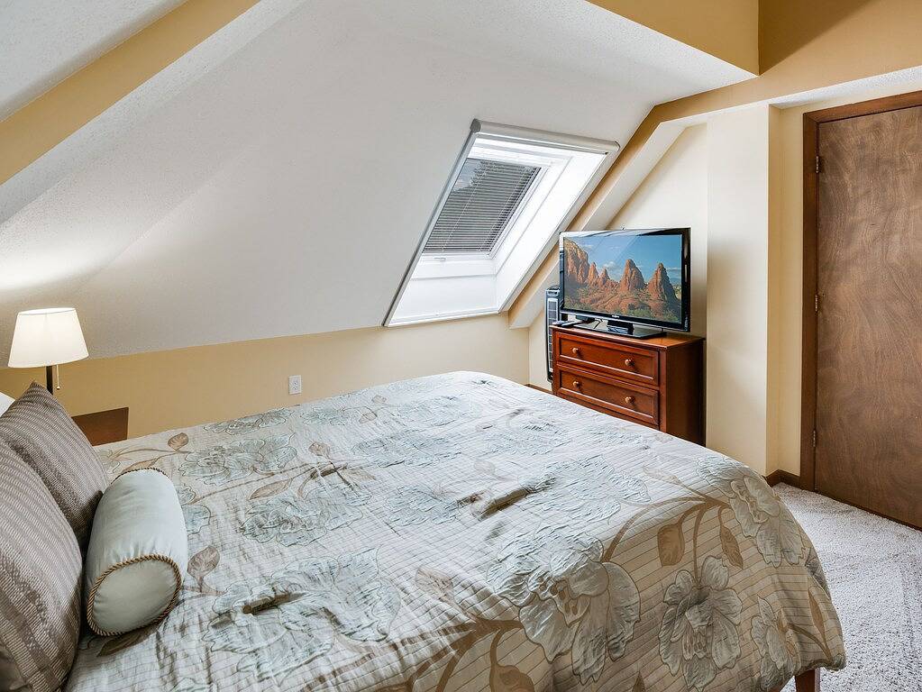 Ganze Wohnung, Amazing Mountain Condo - zu Fuß / Shuttle zum Ski- und Tubing Park in Killington, Rutland County