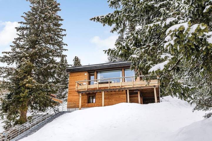Chalet for 11 people, with garden and hot tub - 1