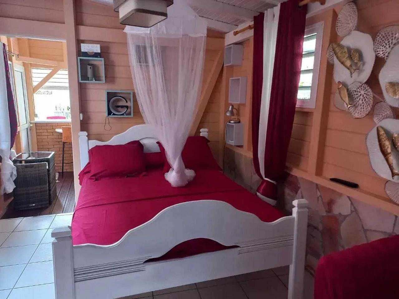 Ganze Wohnung, Apartment mit privatem Pool in Rivière-Pilote, 45 m² in Rivière-Pilote, Martinique