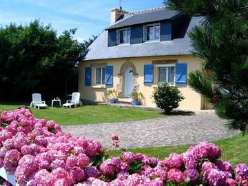 Gîte pour 9 personnes, avec terrasse et jardin, animaux acceptés à Lanvéoc