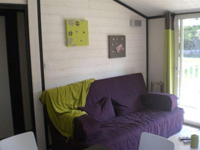 Location de vacances pour 4 personnes, avec terrasse ainsi que jardin et jacuzzi, animaux acceptés à Talais - 3