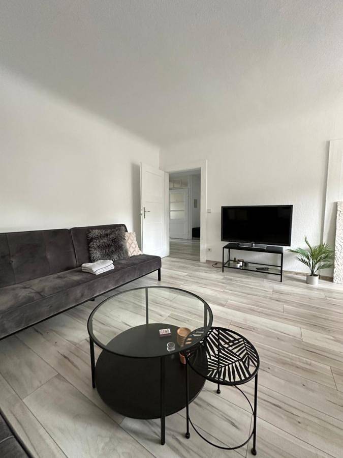 Ganze Wohnung, Two-Bedroom Apartment in Leimen, Rheinebene