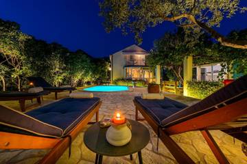 Holiday Rental for 8 People in Srebreno, Dubrovnik-Neretva, Photo 2