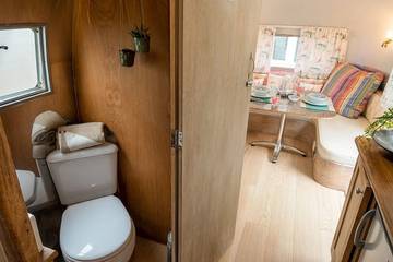 Static Caravan for 2 People in Staveley, Cumbria, Photo 1