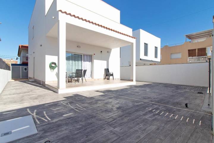 Apartamento para 8 personas, con Balcón y Terraza en Almenara
