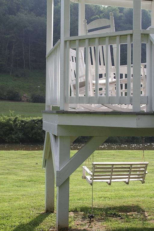 \"Gartentor Barn Loft\" - Luxuriöses Paar am New River in Blue Ridge Parkway, Ashe County