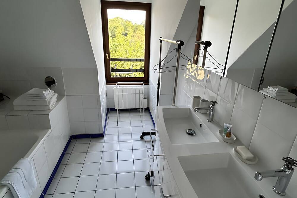 Maison de vacances 'Le Pré des Fées' avec vue sur le lac, piscine privée et jardin privé in Salbris, Sologne