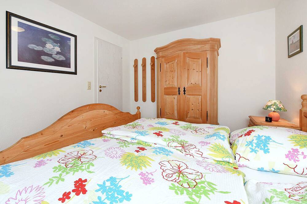 Ganze Wohnung, Ferienwohnung Sonnendeck im Gastfeld - Ferienwohnung Sonnendeck in Werdum, Landkreis Wittmund