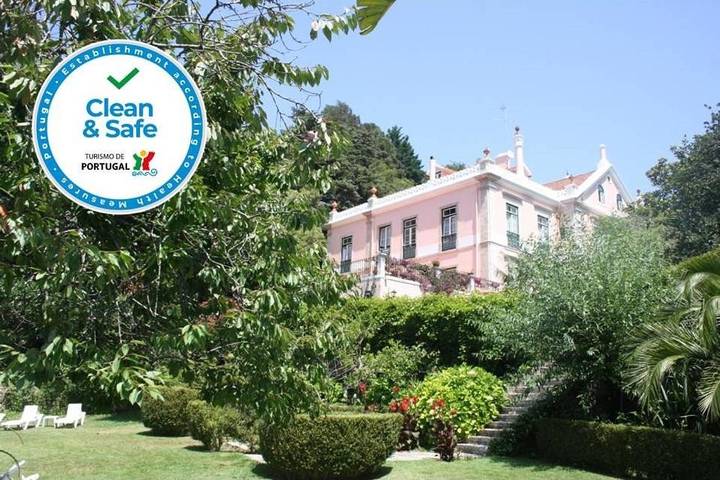 Hôtel pour 4 personnes, avec Terrasse ainsi que Jardin et Piscine à Sintra
