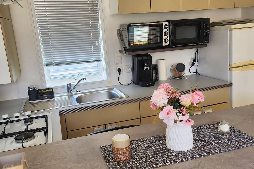 Mobile home rental in the softness of provence in La Roque-d'Anthéron, Aix-en-Provence und Umgebung