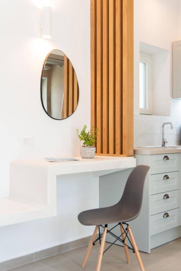 Gîte pour 2 personnes, avec terrasse ainsi que jardin et vue dans Platis Gialos Sifnos - 2