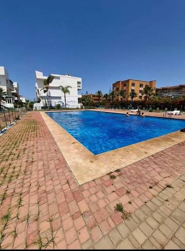 Gîte pour 5 personnes, avec terrasse et bassin pour enfant ainsi que vue et piscine dans Mansouria