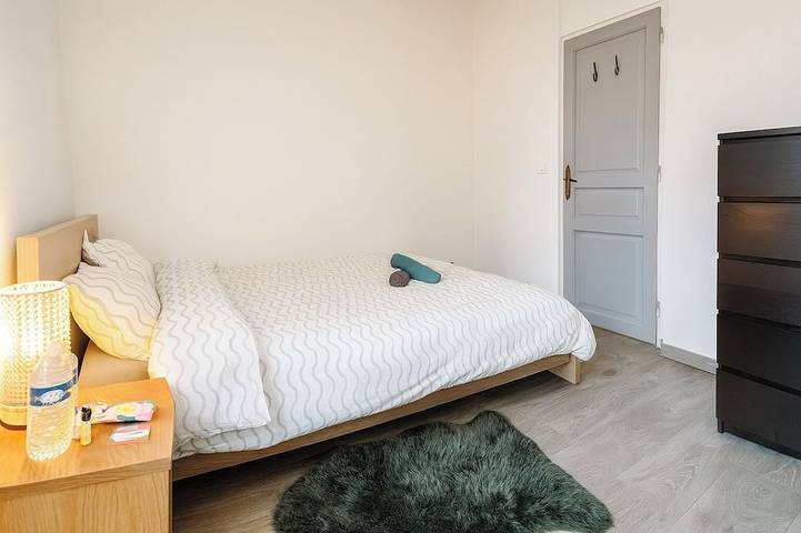 Private room in comfortable shared house near Lille center in Lille, Lille region