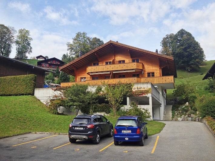 Hütte für 2 Personen, mit Terrasse und Garten in Grindelwald