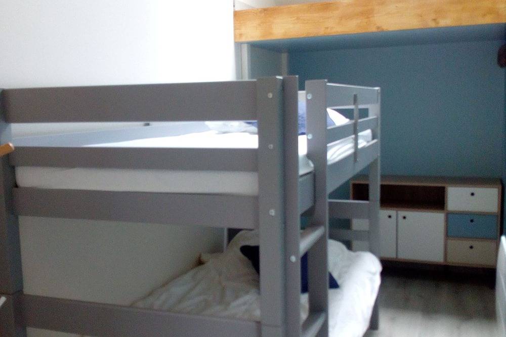 3-star gîte \"la Belle Fumée\" in quiet location with large garden, near Rance and sea in Pleurtuit, Región de Saint-Malo