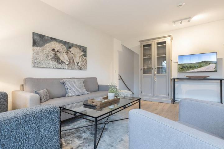 Ganze Wohnung, Appartement im Haus Strandgut mit 3 Zimmern auf ca. 83 m², für max. 4 Personen. in Wenningstedt, Sylt