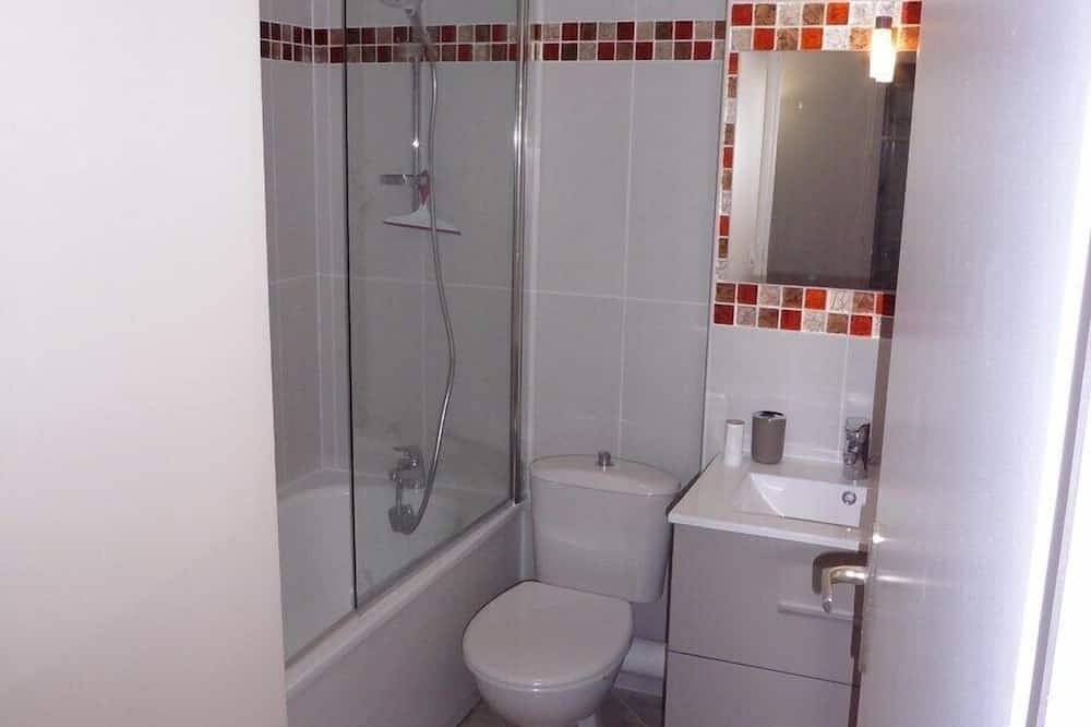 Apartamento entero, 2 Piezas Terraza Eurodisney y cerca de golf in Bailly-Romainvilliers, Sena y Marne