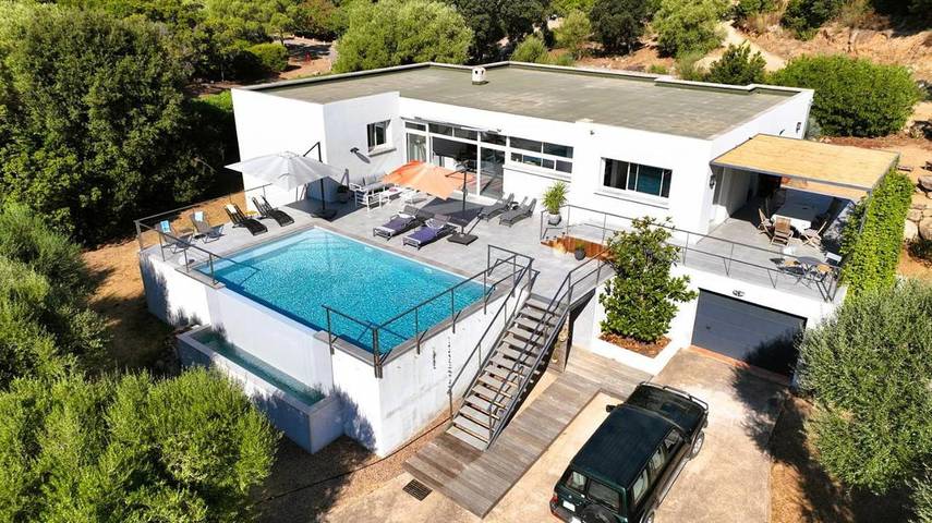 Villa für 12 Personen, mit Pool und Garten - 1