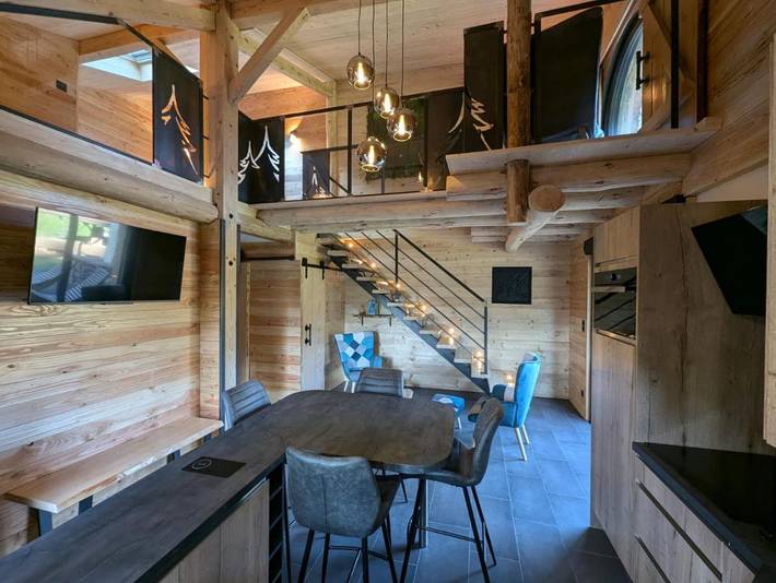 Maison de vacances pour 4 personnes, avec Jacuzzi et Terrasse ainsi que Jardin et Vue