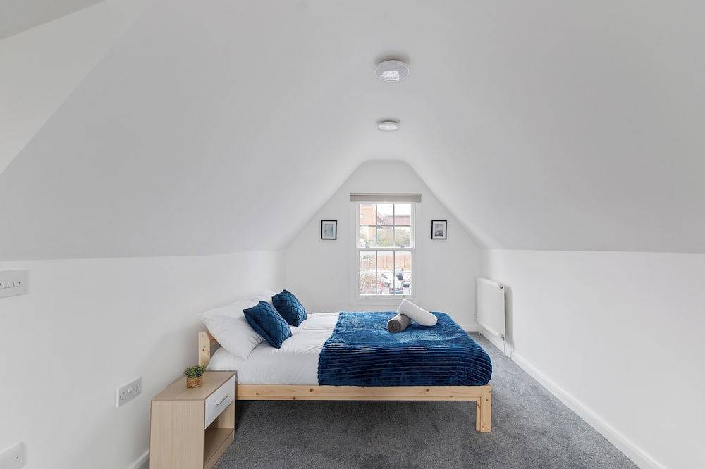 Entire apartment, St Albans Central - 2 bedroom flat - 1 Free parking in Hertfordshire
