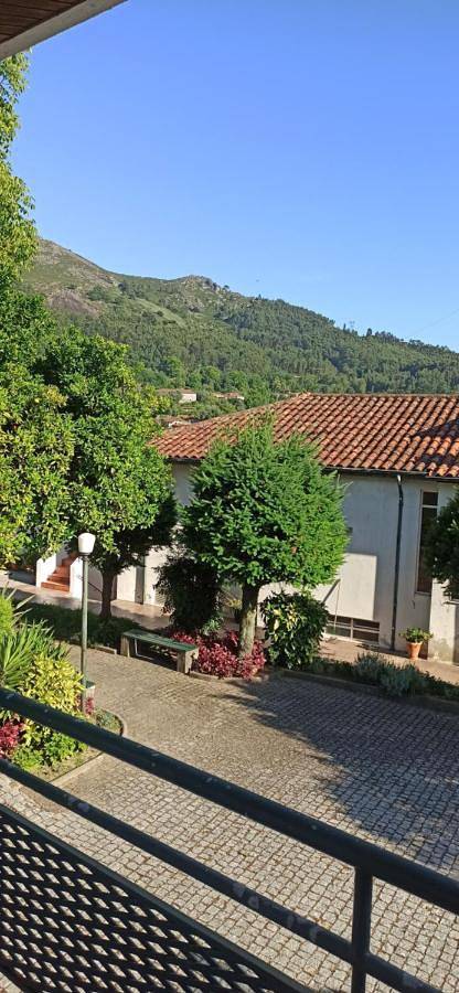 Maison d’hôte pour 2 personnes, avec Balcon et Terrasse ainsi que Jardin et Vue dans Amares
