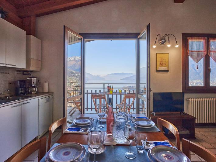 Gîte pour 4 personnes, avec vue sur le lac ainsi que balcon et jardin à Gravedona - 4