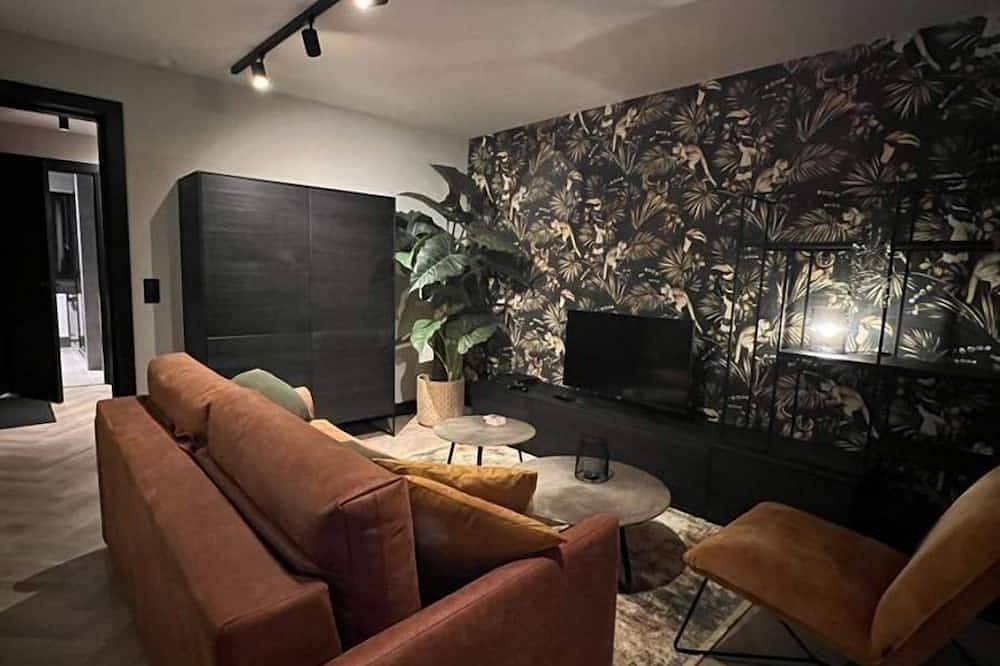 Ganze Wohnung, Neu renovierte moderne Wohnung bei Winterberg in Hildfeld, Winterberg