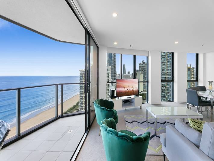 Apartamento entero, Maravilloso apartamento de 2 dormitorios con piscina, gimnasio y vistas panorámicas in Surfers Paradise, Gold Coast City