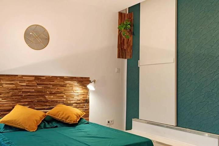 Gîte pour 3 personnes, avec terrasse à Saint-Jean-Saint-Germain - 3