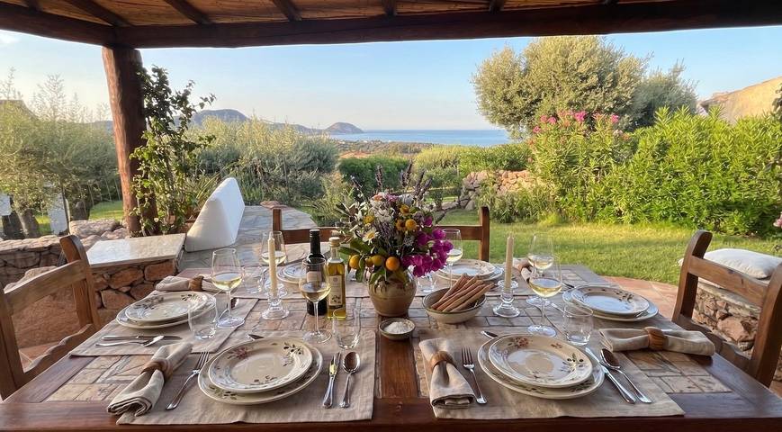 Villa per 4 persone, con panorama e giardino a Porto San Paolo