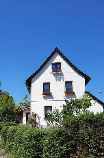 Ferienhaus für 9 Personen, mit Balkon und Garten in Gera