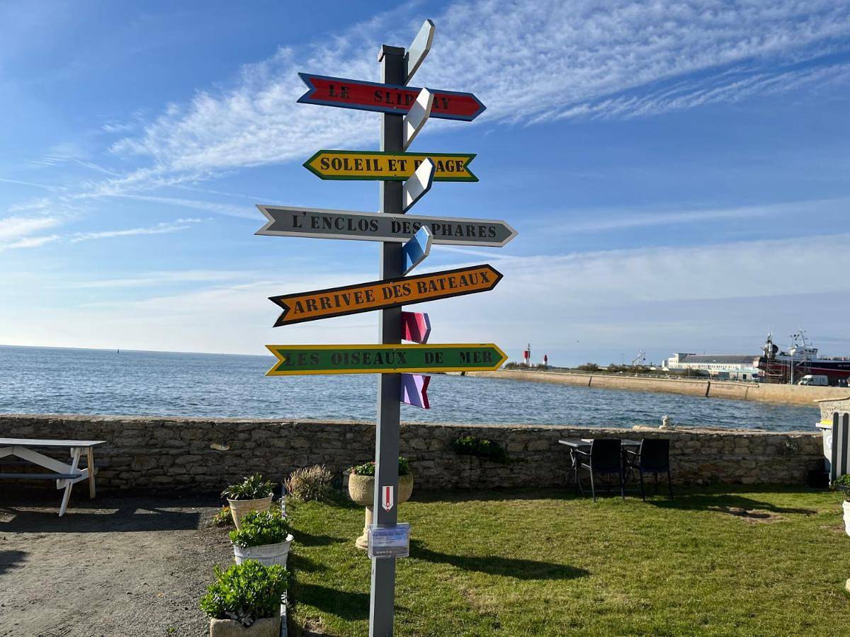 Double Room with Sea View in Treffiagat, Région de Quimper