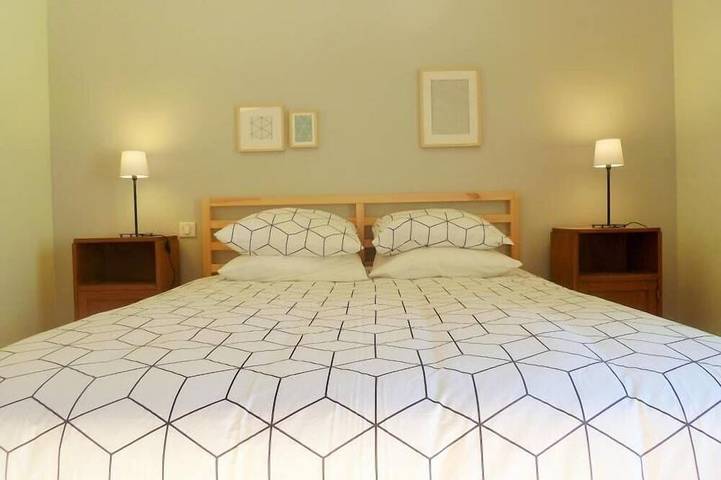 Gîte pour 11 personnes, avec piscine et terrasse, animaux acceptés à Chaix - 2