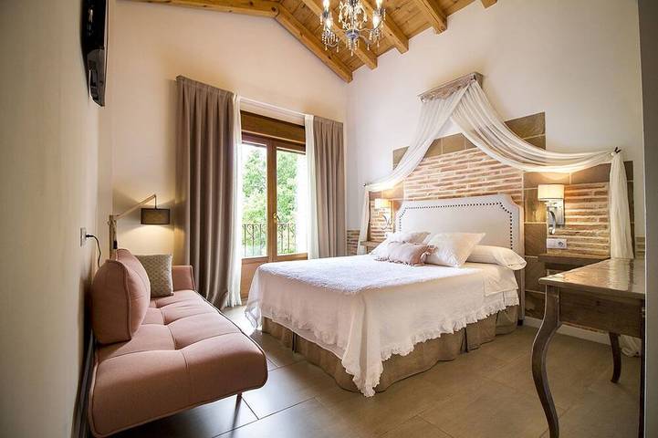 Appartement entier, Penthouse \"El Patio de la Morera II\". in El Rasillo de Cameros, Sierra de Moncalvillo