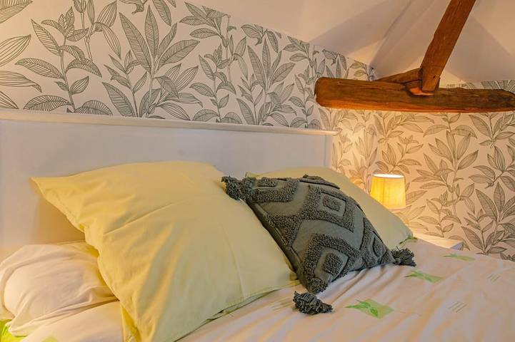 Location de vacances pour 6 personnes, avec jardin à Clérey - 3