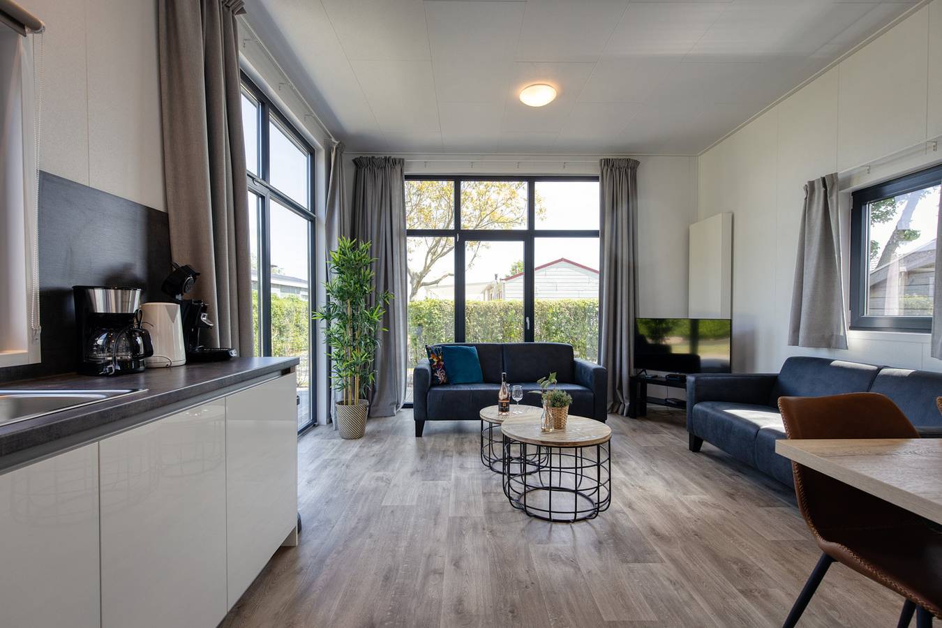 Recreatiepark de Veerstal — Typ B: Cube Chalet für 4 Personen in IJssel