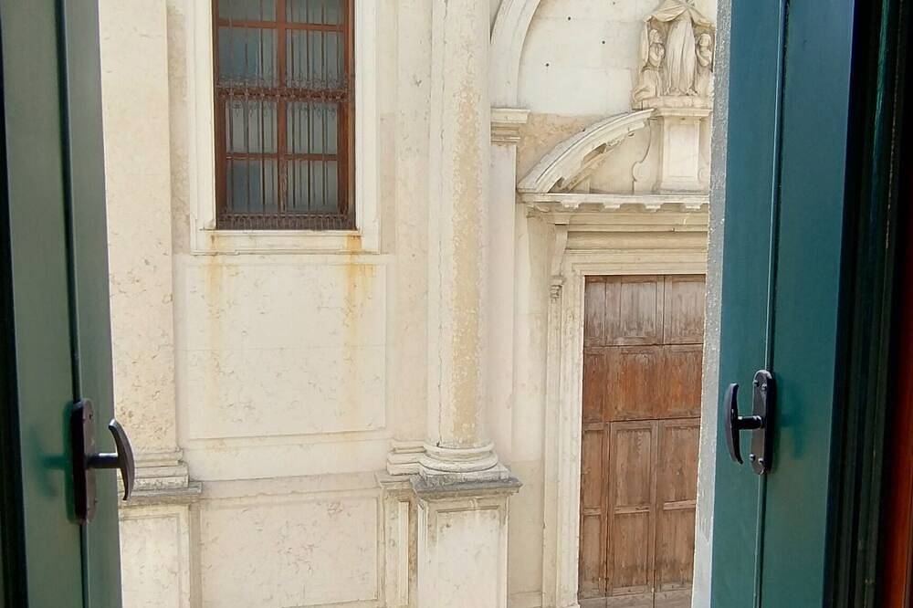 Ganze Wohnung, Open Space in Bassano del Grappa, Vicenza Provinz