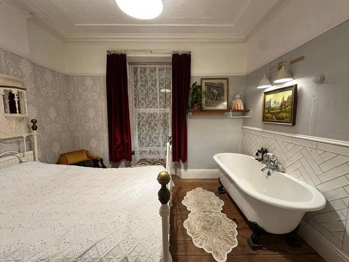 Bed and breakfast for 4 people, with Terrace and Garden as well as View in St Austell