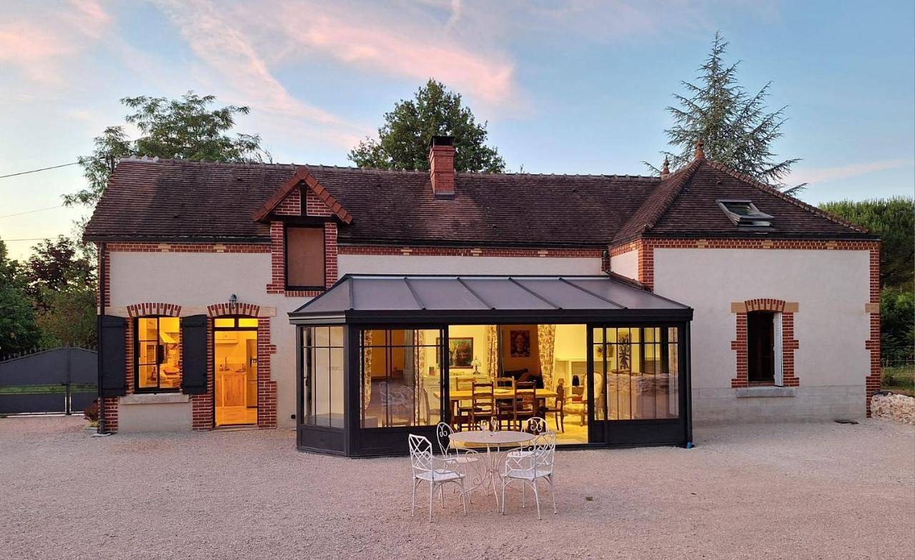 Three-Bedroom House in Villefranche-sur-Cher, Sologne