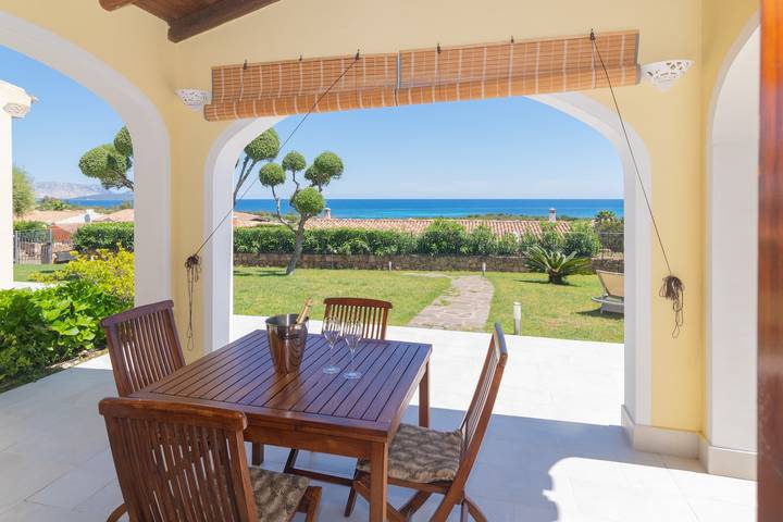Casa vacanza per 4 persone, con Giardino a San Teodoro