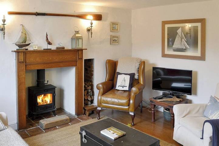 Cottage for 4 people, with garden, with pets in Blakeney