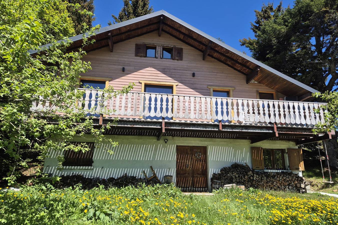 Chalet au Revard , au calme 12 pers.*** in Le Revard, Montcel
