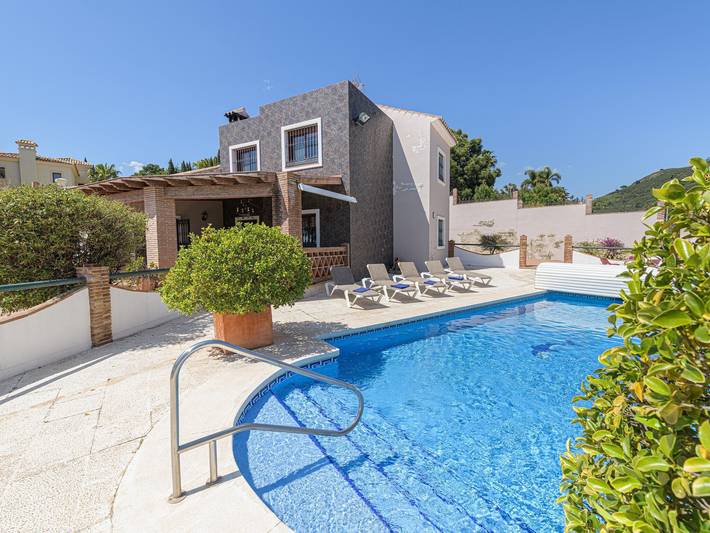 Casa rural para 14 personas, con jardín y piscina, Familias con niños en Estepona - 3