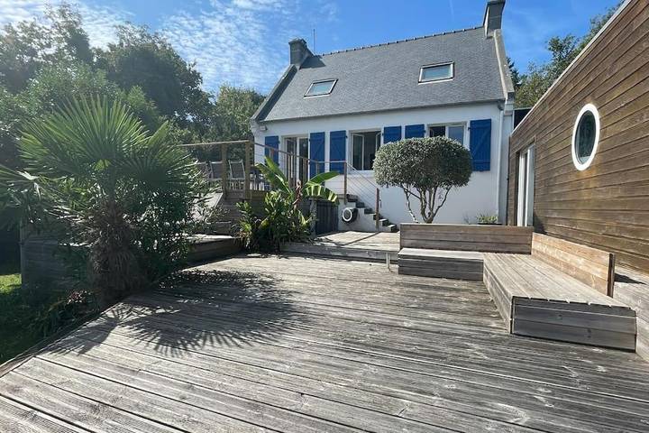 Location de vacances pour 6 personnes, avec jardin ainsi que terrasse et vue à Roscanvel - 2