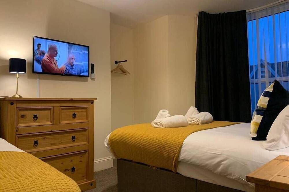 Appartamento intero, 5 Bedrooms 4 Double rooms Smart Tv's in all rooms in Swansea, Swansea e dintorni
