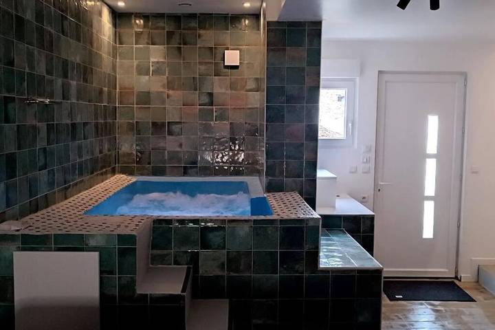 Gîte pour 4 personnes, avec jardin ainsi que terrasse et jacuzzi dans Lesches - 3