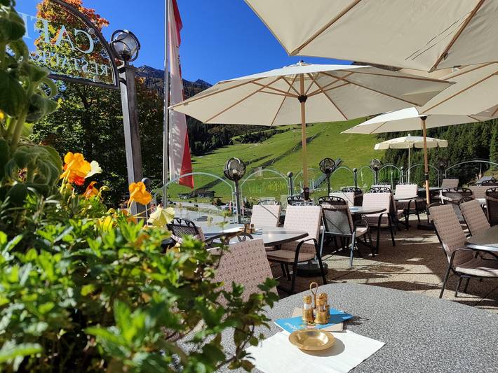 Hotel für 4 Personen, mit Balkon und Terrasse sowie Whirlpool und Sauna in Hochfügen - 2