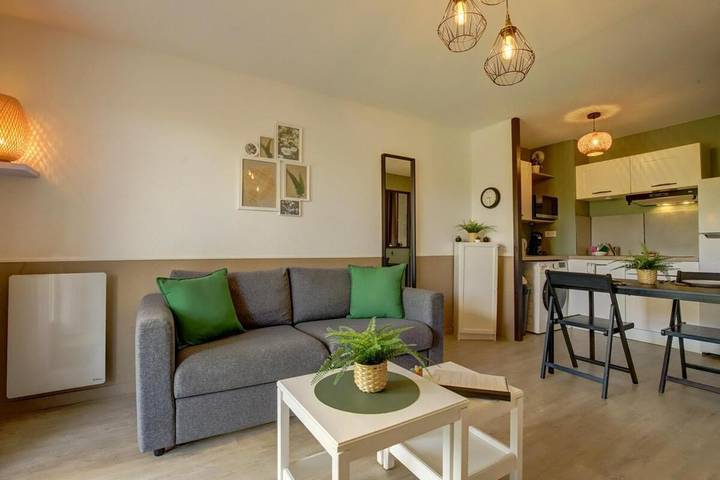 Appartement de vacances pour 4 personnes, avec piscine ainsi que vue et jardin, animaux acceptés à Gaillac