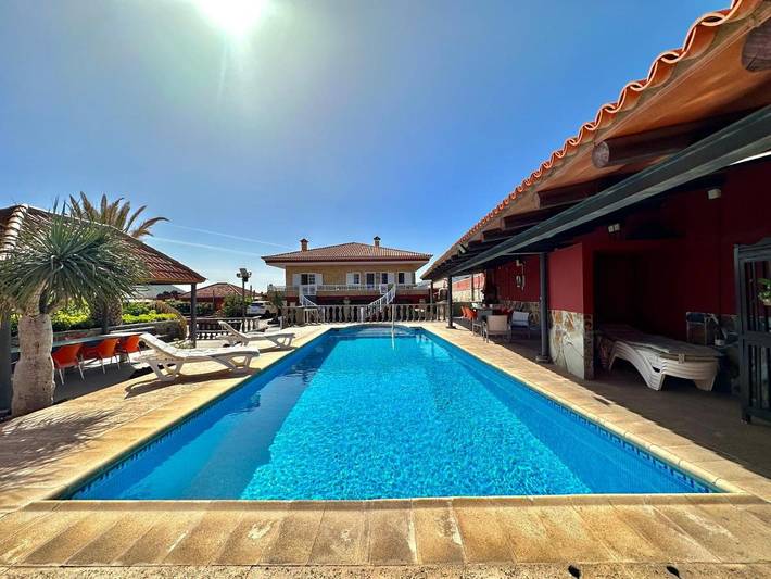 Casa rural para 6 personas, con Terraza además de Jardín y Piscina en Arafo