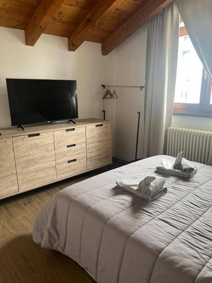 Villa pour 5 personnes, avec piscine ainsi que vue et balcon dans Lac de Côme - 3